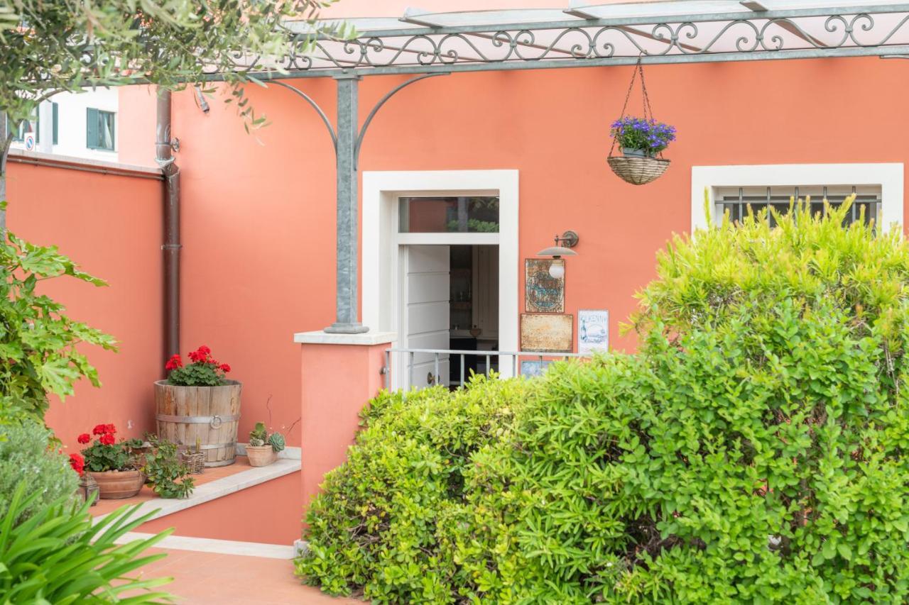In Versilia Seravezza Eksteriør billede